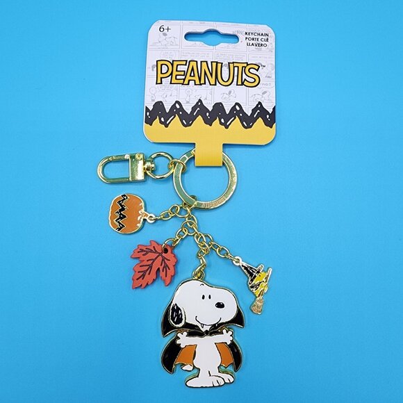 Loungefly Peanuts Snoopy & Woodstock Vampire Halloween Fall Keychain Charm NEW - Picture 2 of 11